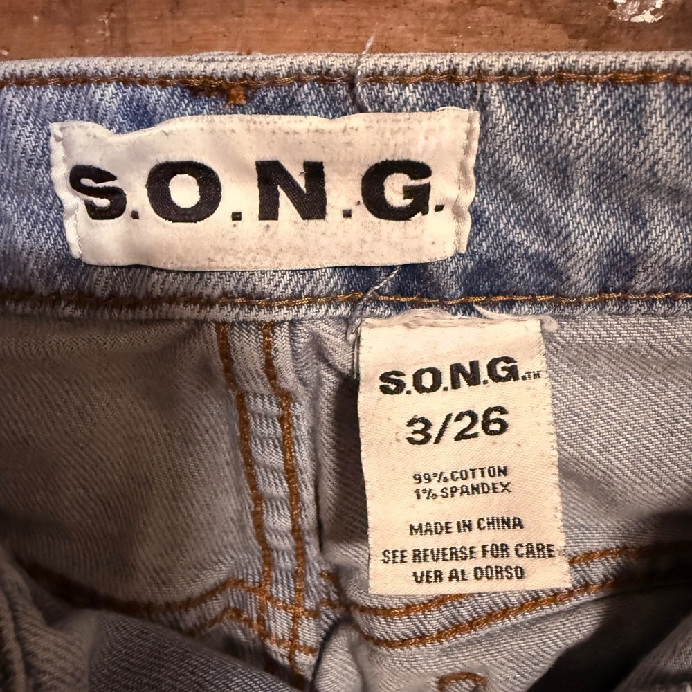SONG Jeans - Picture 2 of 3
